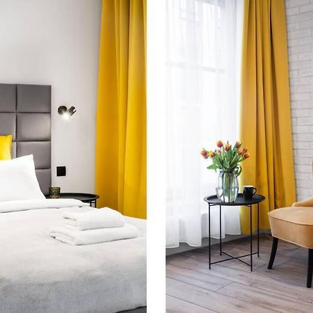Househost Apartment: Miodowa 42/8B Street Cracovia Esterno foto